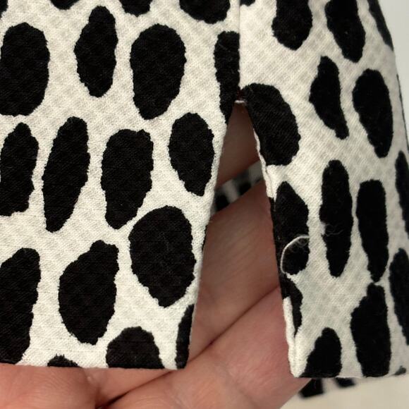 Talbots Wms 8 Slim Crop Black White Animal Print Ankle Pants Stretch Cotton - Picture 7 of 10